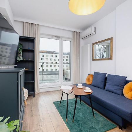 Exclusive Apartment In Katowice With Balcony, Parking, Gym And Sauna By Noclegi Renters Kültér fotó