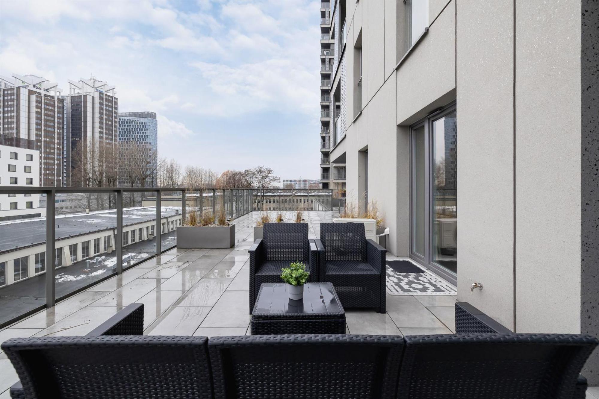 Exclusive Apartment In Katowice With Balcony, Parking, Gym And Sauna By Noclegi Renters Kültér fotó